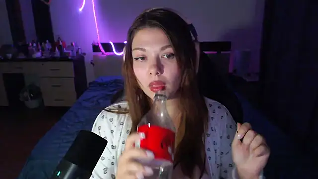 helengilmor online show from 11/13/25, 05:50