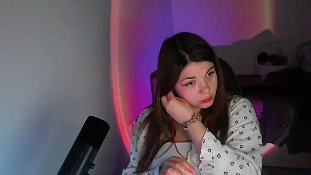 helengilmor online show from 02/11/26, 06:19