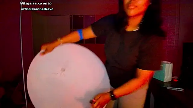 BriannaBrave online show from 02/16/26, 04:33