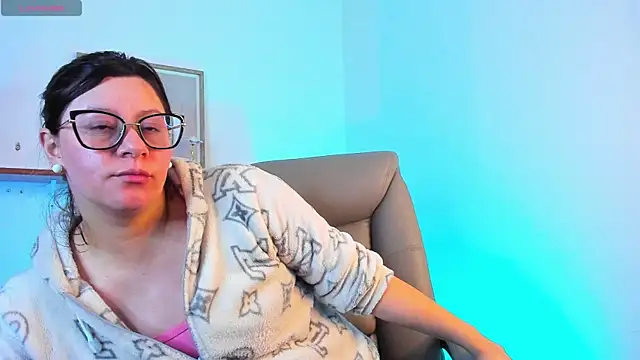 Chanelll Taylorr  online show from 01/10/26, 03:02