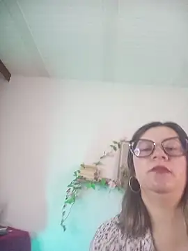 Chanelll Taylorr  online show from 02/10/26, 06:18