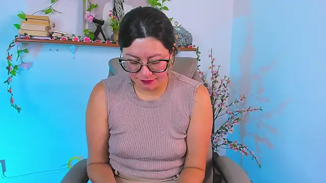 Chanelll Taylorr  online show from 02/26/26, 01:11