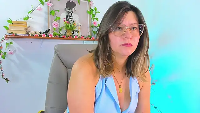 Chanelll Taylorr  online show from 03/20/26, 12:50