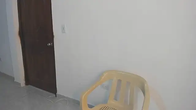 Chanelll Taylorr  online show from 04/04/26, 09:05