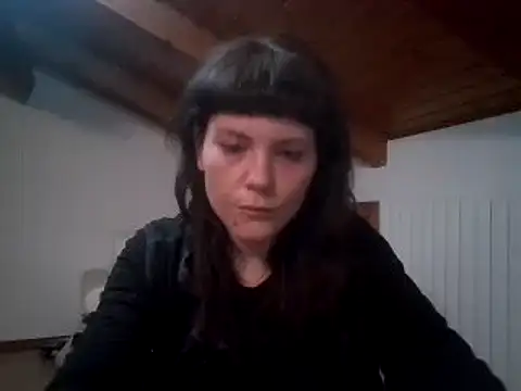 Snapshot of OniricFemme chatting on 03/01/25, 06:13 OniricFemme online show from 03/01/25, 06:13