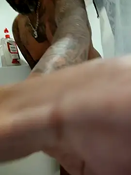 Snapshot of 3prettyboy3 chatting on 02/20/26, 03:03 3prettyboy3 online show from 02/20/26, 03:03