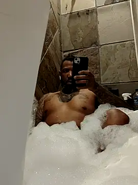 3prettyboy3 online show from 12/17/25, 06:18