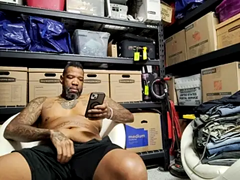 3prettyboy3 online show from 10/22/25, 10:36