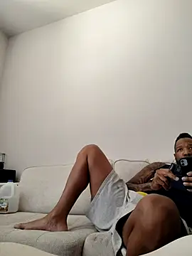 3prettyboy3 online show from 04/08/26, 10:00