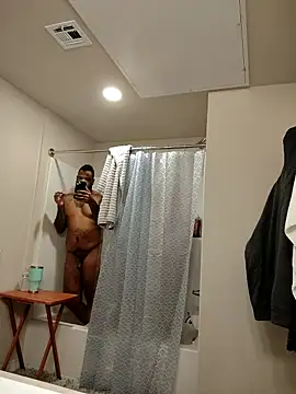 Snapshot of 3prettyboy3 chatting on 12/23/25, 10:03 3prettyboy3 online show from 12/23/25, 10:03