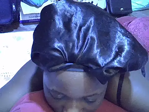 Snapshot of Adaline-Paris chatting on 01/11/26, 06:37 Adaline-Paris online show from 01/11/26, 06:37