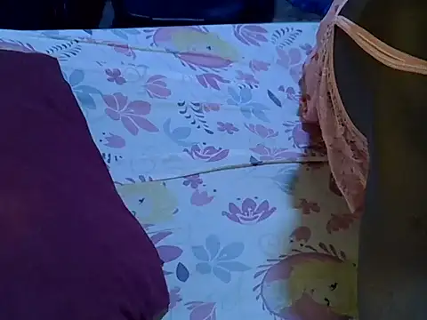 Adaline-Paris online show from 11/28/25, 05:51