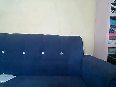 Snapshot of awino001 chatting on 07/12/26, 03:29 awino001 online show from 07/12/26, 03:29