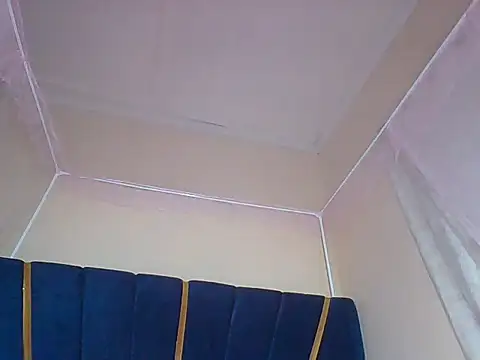 awino001 online show from 10/15/25, 01:37