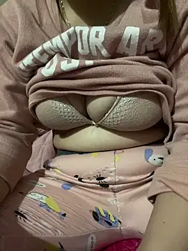 Milk Mom99 online show from 03/02/25, 02:04