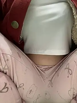 Snapshot of Milk_Mom99 chatting on 01/10/26, 10:38 Milk Mom99 online show from 01/10/26, 10:38