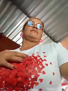 natally ross21 online show from 11/20/25, 02:40