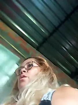 natally ross21 online show from 10/27/25, 09:27