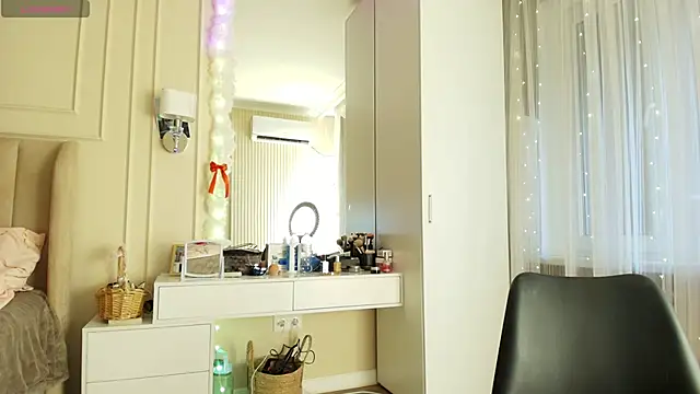 melissa yamazaki online show from 07/02/26, 01:06
