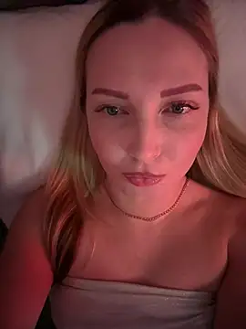 Snapshot of Aleksandrakis chatting on 01/10/26, 05:19 Aleksandrakis online show from 01/10/26, 05:19