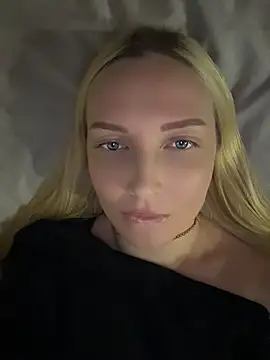 Snapshot of Aleksandrakis chatting on 07/12/26, 03:13 Aleksandrakis online show from 07/12/26, 03:13