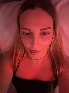 Snapshot of Aleksandrakis chatting on 02/18/26, 05:42 Aleksandrakis online show from 02/18/26, 05:42