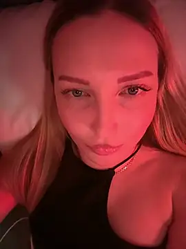 Snapshot of Aleksandrakis chatting on 01/17/26, 05:05 Aleksandrakis online show from 01/17/26, 05:05