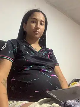 Snapshot of luna_asss chatting on 10/16/25, 05:10 luna asss online show from 10/16/25, 05:10