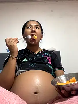 Snapshot of luna_asss chatting on 11/07/25, 07:29 luna asss online show from 11/07/25, 07:29