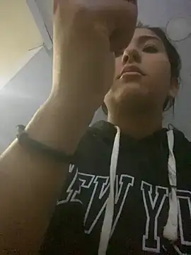 Snapshot of luna_asss chatting on 03/09/25, 04:49 luna asss online show from 03/09/25, 04:49