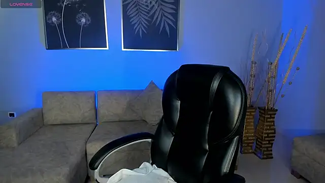 Snapshot of SamanthaKlein_ chatting on 01/28/25, 03:47 SamanthaKlein online show from 01/28/25, 03:47