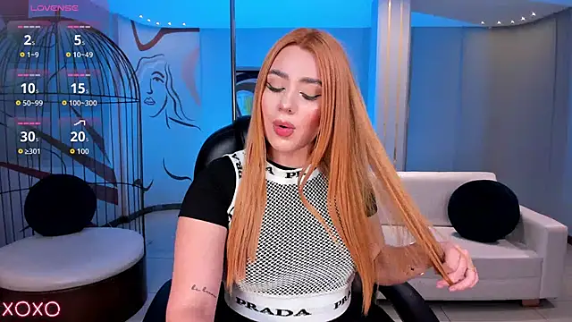 Snapshot of SamanthaKlein_ chatting on 10/05/25, 03:41 SamanthaKlein online show from 10/05/25, 03:41