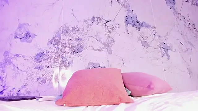 Kim Baker1 online show from 09/19/25, 08:02