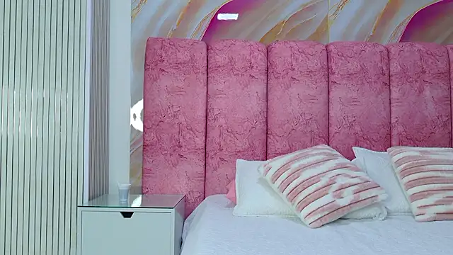 kendal rossi online show from 02/25/26, 11:54