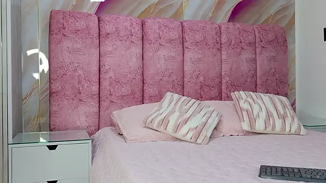 kendal rossi online show from 03/25/26, 11:53