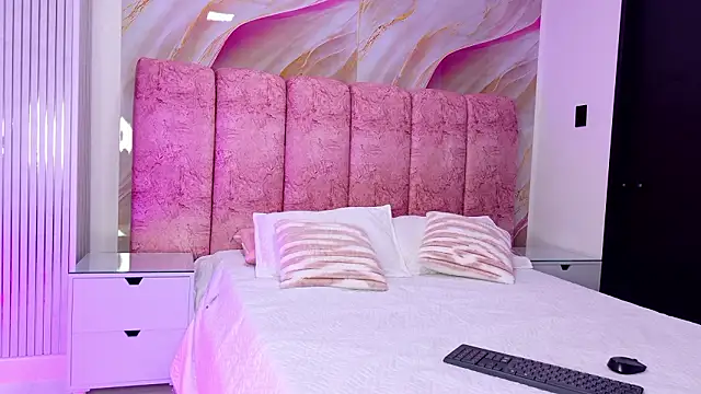 kendal rossi online show from 02/14/26, 12:05