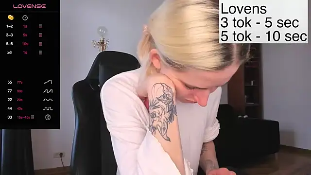 Sexy Sweets online show from 10/29/25, 09:41