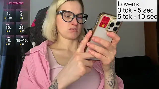 Sexy Sweets online show from 11/25/25, 12:05