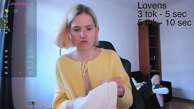 Sexy Sweets online show from 10/30/25, 11:19