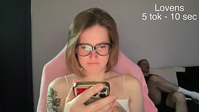 Snapshot of Sexy_Sweets chatting on 06/24/26, 05:33 Sexy Sweets online show from 06/24/26, 05:33