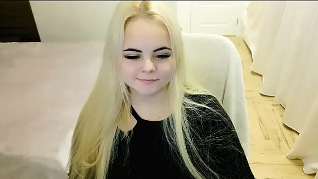 Snapshot of lovely-eyes chatting on 01/21/25, 08:54 lovely-eyes online show from 01/21/25, 08:54