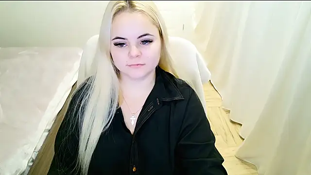 Snapshot of lovely-eyes chatting on 02/12/25, 04:23 lovely-eyes online show from 02/12/25, 04:23