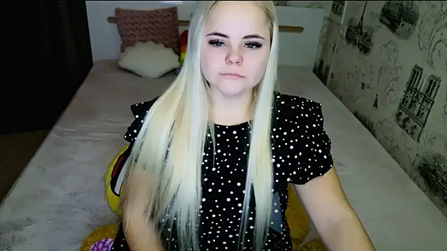 Snapshot of lovely-eyes chatting on 03/04/26, 06:15 lovely-eyes online show from 03/04/26, 06:15