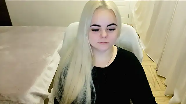 Snapshot of lovely-eyes chatting on 02/28/25, 02:42 lovely-eyes online show from 02/28/25, 02:42