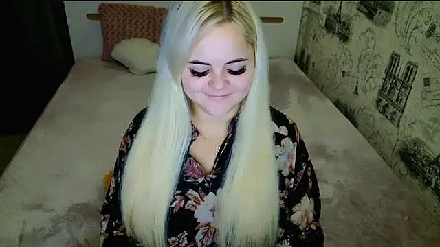 Snapshot of lovely-eyes chatting on 11/11/25, 08:25 lovely-eyes online show from 11/11/25, 08:25