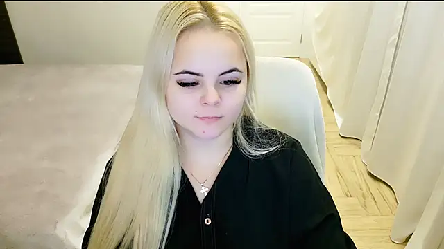 Snapshot of lovely-eyes chatting on 01/26/25, 10:13 lovely-eyes online show from 01/26/25, 10:13
