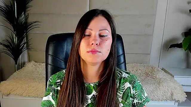 Dana  dom online show from 11/09/25, 12:58