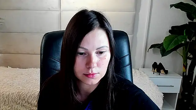 Snapshot of Dana__dom chatting on 10/19/25, 02:14 Dana dom online show from 10/19/25, 02:14