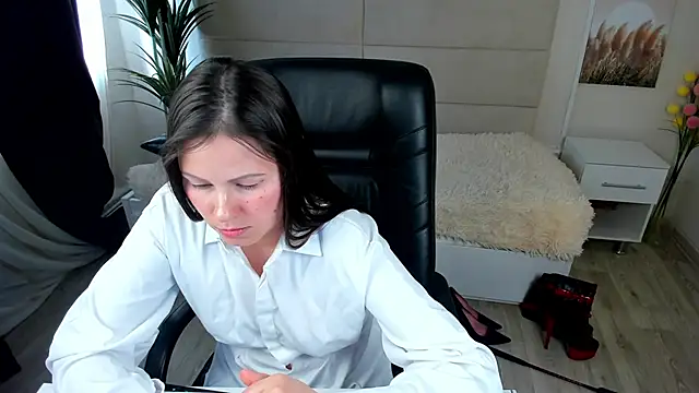 Snapshot of Dana__dom chatting on 03/16/25, 04:41 Dana dom online show from 03/16/25, 04:41
