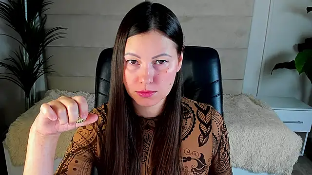 Dana  dom online show from 11/22/25, 12:32